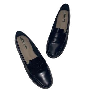 Eastland Black Faux Leather Loafer, Size 7M